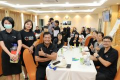 25681216-or-review-034