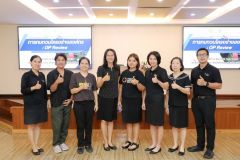 25681216-or-review-047