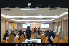 25681216-or-review-063