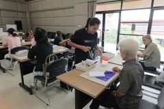 25690817-lifelong-033