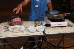 25690218-cooks-060