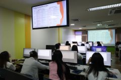 25690219-training-003