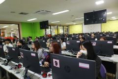 25690219-training-005