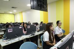 25690219-training-011