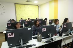 25690219-training-014