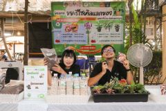 25690720-recycle011
