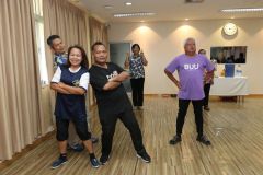 25690421-happyhealt-013