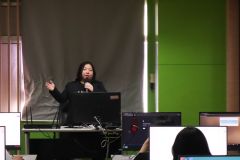 25690122-training-003