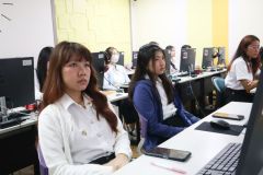 25690122-training-006