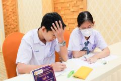 25690722-joke-082