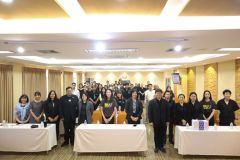 25690223-digital-011