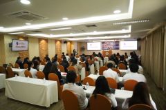 25690223-digital-013