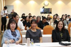 25690223-digital-018