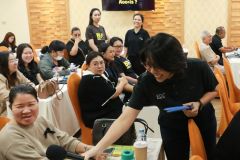 25690223-digital-040