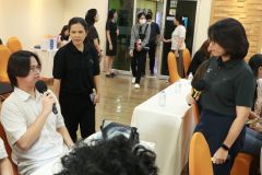 25690223-digital-042