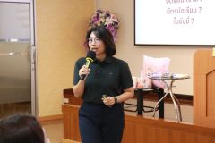 25690223-digital-046