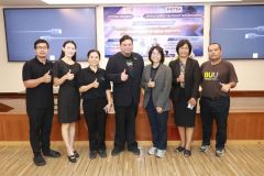 25690223-digital-058