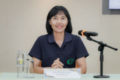 25690525-greenlibrary-010