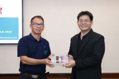 25690525-greenlibrary-092