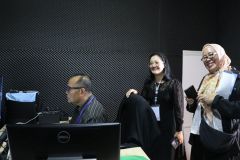 25690526-aun-qa-008