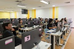 25690626-training-004