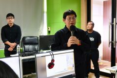 25690626-training-007