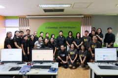 25690626-training-008
