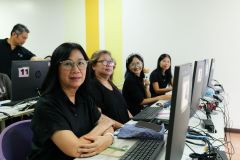 25690626-training-014