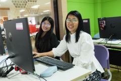 25690626-training-044