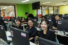 25690626-training-046
