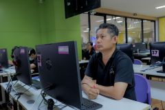 25690827-training-43