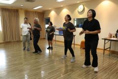 25690428-happyhealt-011