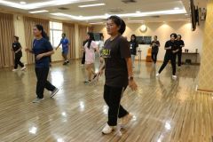 25690428-happyhealt-012