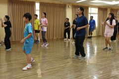 25690428-happyhealt-013