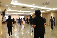 25690428-happyhealt-016