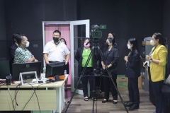 25660809-assess-058